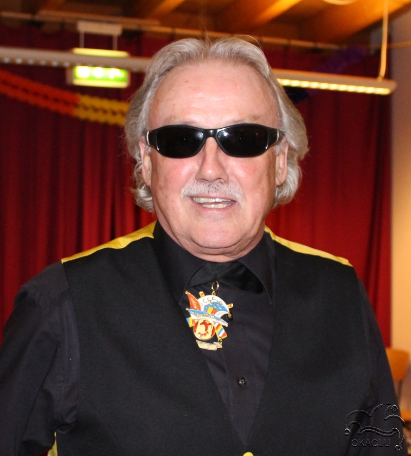 Ehrenpräsident – Bild 1